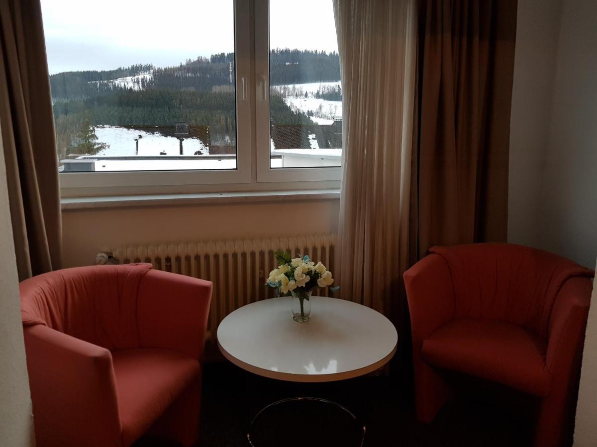 Berghotel Natura Bed & Breakfast Винтерберг Екстериор снимка
