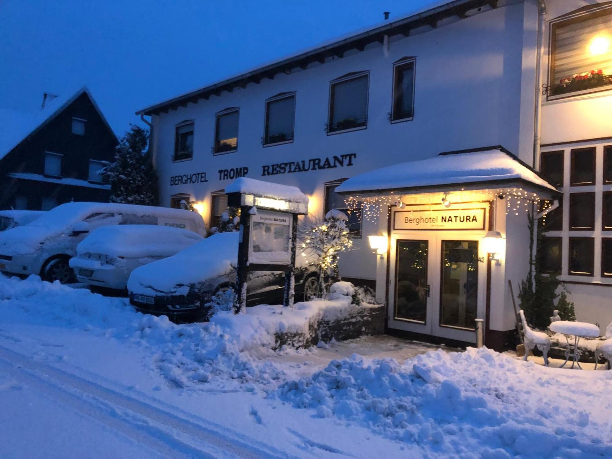 Berghotel Natura Bed & Breakfast Винтерберг Екстериор снимка
